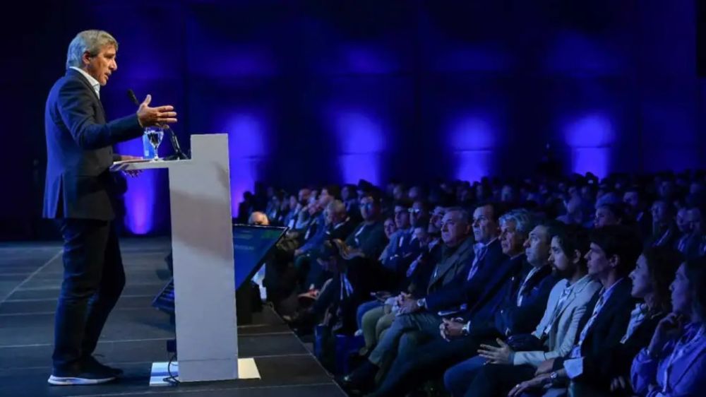 Con el carry trade agotado, empresas y mercado desanclan expectativas y meten presin sobre el dlar