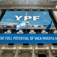 Ms fondos buitre reclaman acciones de YPF tras el fallo de Preska