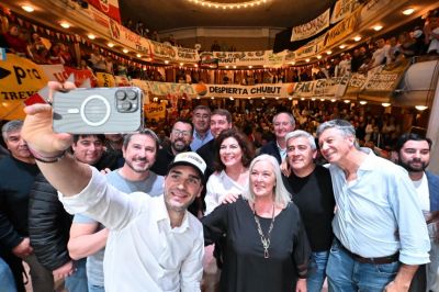 Torres lanz el frente Despierta Chubut, con duras crticas al gobierno de Milei