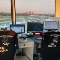 Los controladores aéreos lanzaron un cronograma de paros por reclamo salarial y amenazan con jaquear los vuelos en las vacaciones de invierno