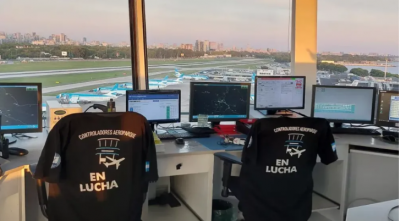 Los controladores areos lanzaron un cronograma de paros por reclamo salarial y amenazan con jaquear los vuelos en las vacaciones de invierno