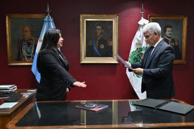 El Gobernador puso en funciones a Laura Capaldo al frente de la Secretara del PANE