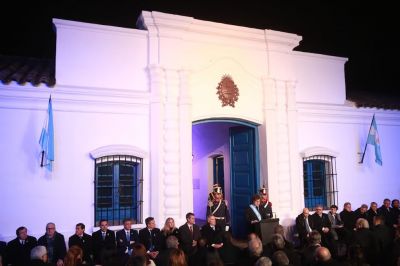 Un ao despus del Pacto de Mayo, Milei vuelve a Tucumn con un apoyo reducido de los gobernadores