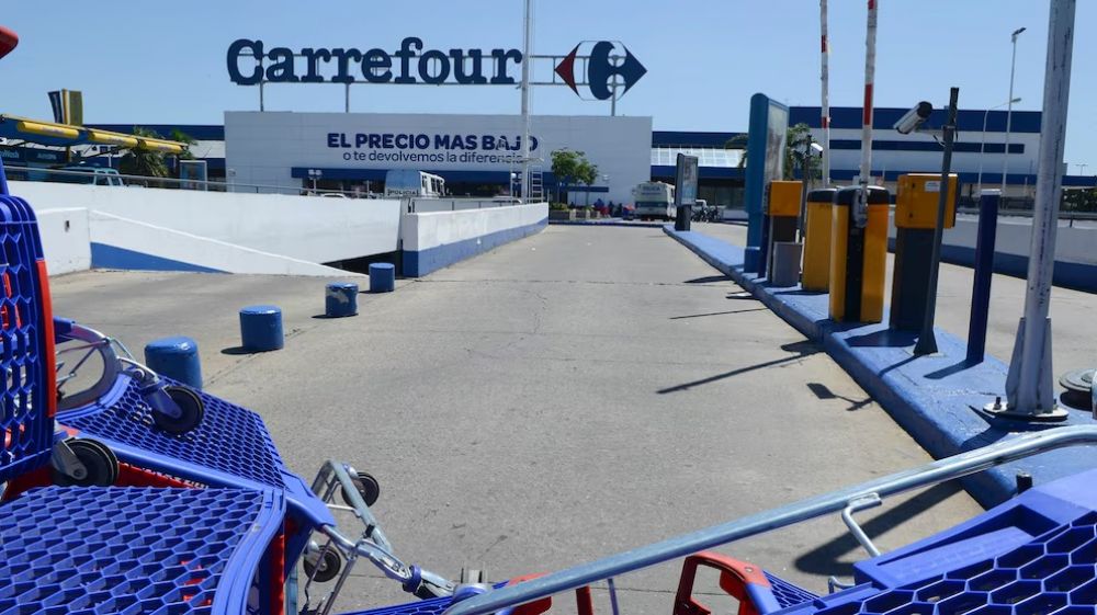 Carrefour busca un comprador o un socio para su operacin en la Argentina