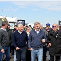 Frigerio visitó el Autódromo de Concepción del Uruguay durante la 8ª fecha del Turismo Carretera