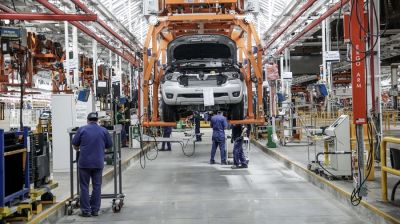 Sigue el parate industrial: en mayo, solo se emple la mitad de las mquinas y equipos