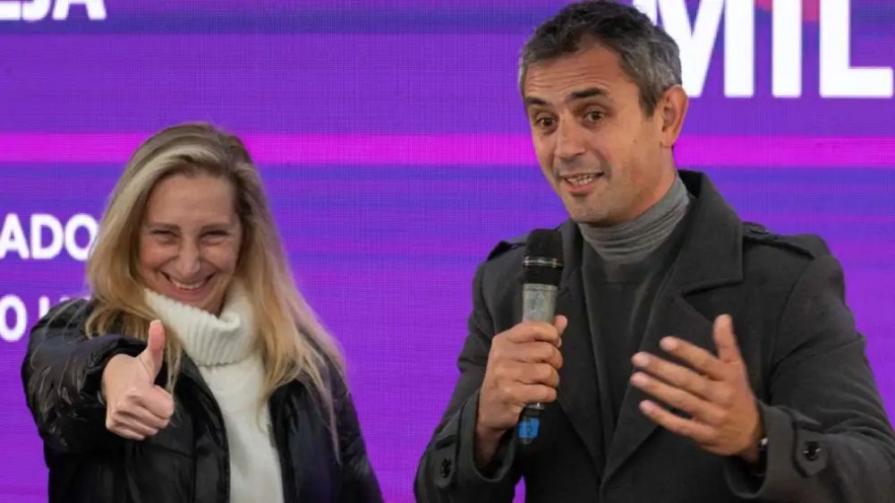 Denuncian que la familia de Martn Menem obtuvo un contrato multimillonario con el Estado