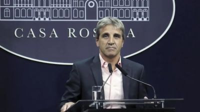 Luis Caputo contra los bancos: Si insisten con no acatar las normas, habr que tomar medidas