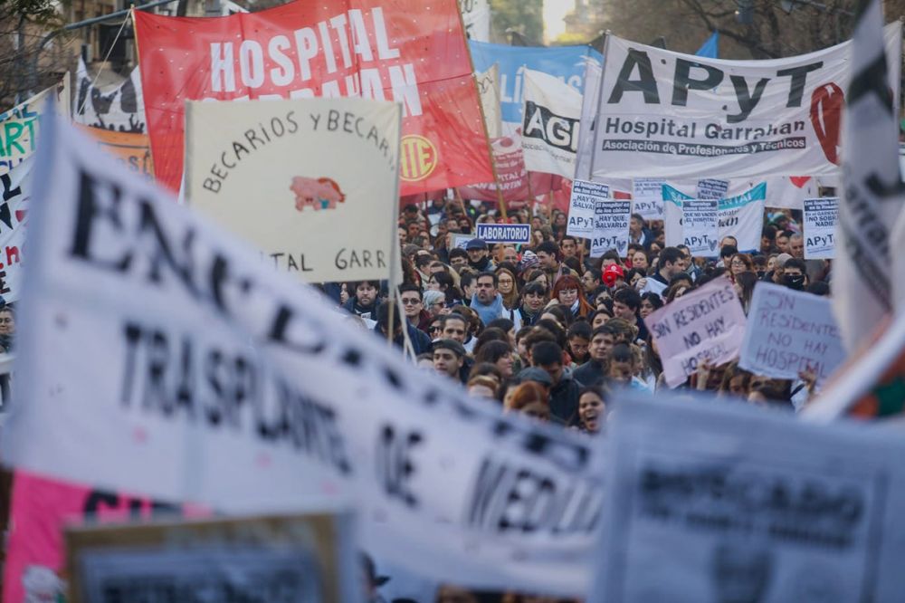 Garrahan: otra vez un conflicto particular pudo aglutinar la bronca y los trabajadores reclamaron paro general