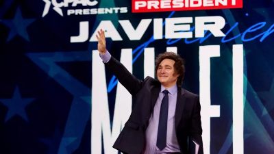 De la tribuna a la cruzada: Milei busca reafirmarse como lder de fe libertaria en la Derecha Fest