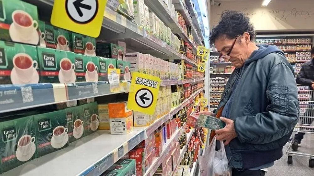 El consumo masivo detuvo repunte y cay en junio: las ventas en sper y mayoristas fueron las ms golpeadas