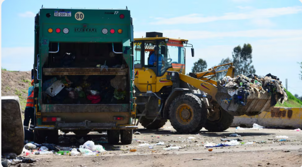 Conflicto por la basura. Los intendentes metropolitanos temen que Piedras Blancas sea rehn del conflicto con el Surrbac