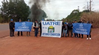 La UATRE corta rutas en reclamo por los salarios de los trabajadores rurales