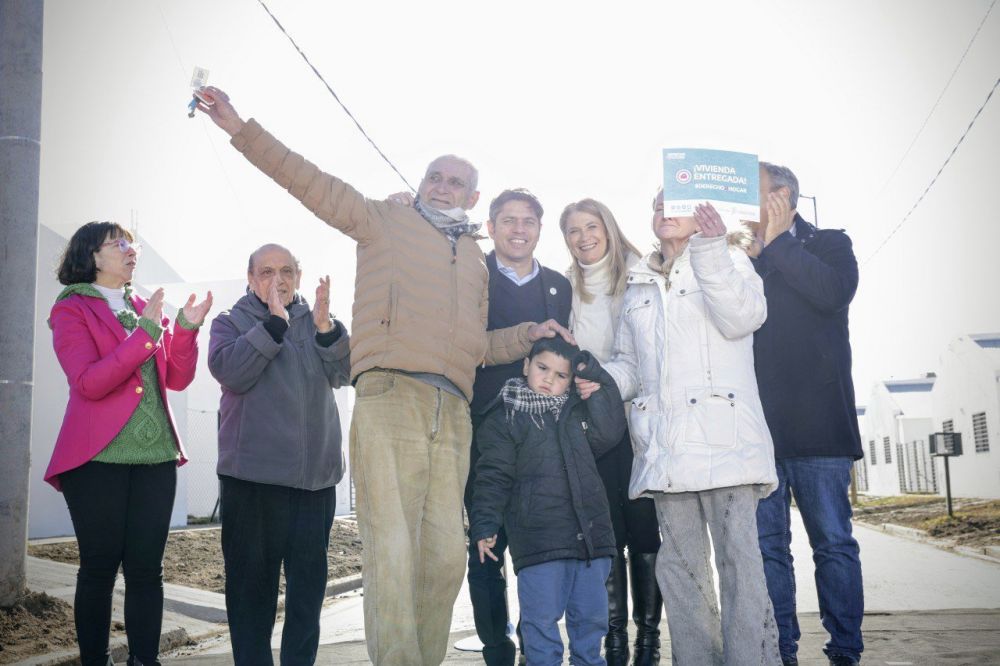 El Gobierno bonaerense entreg viviendas en Berazategui