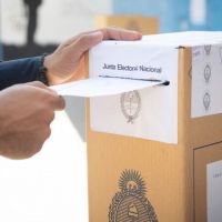 Exintendentes y legisladores que regresan al pago chico y pelean por una banca