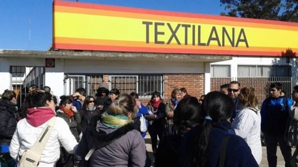 Denuncian despidos y cesantas en la textil marplatense Textilana por la importante cada en las ventas