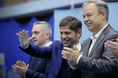 Kicillof respald el apartamiento de policas bonaerenses vinculados a un candidato libertario