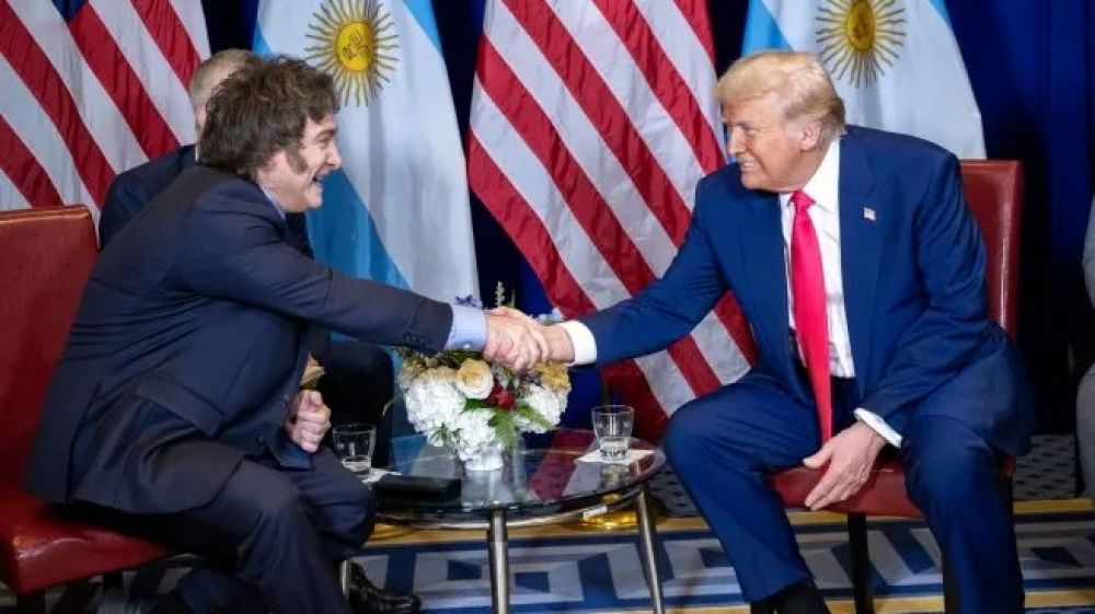 Tras las polmicas declaraciones de Peter Lamelas, Javier Milei recibir a una importante funcionaria de Donald Trump