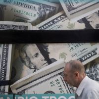 El dlar pega otro salto pese al intento del Gobierno de frenarlo