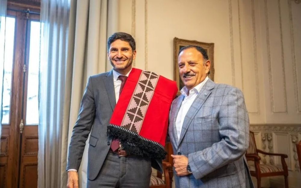 Ricardo Quintela le hizo un guio a Maximiliano Pullaro: 