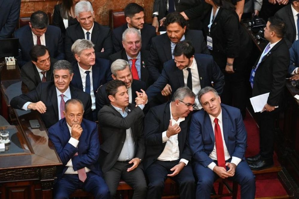 Ecos bonaerenses del grito de los gobernadores: silencio de Kicillof, test Somos y advertencia del conurbano