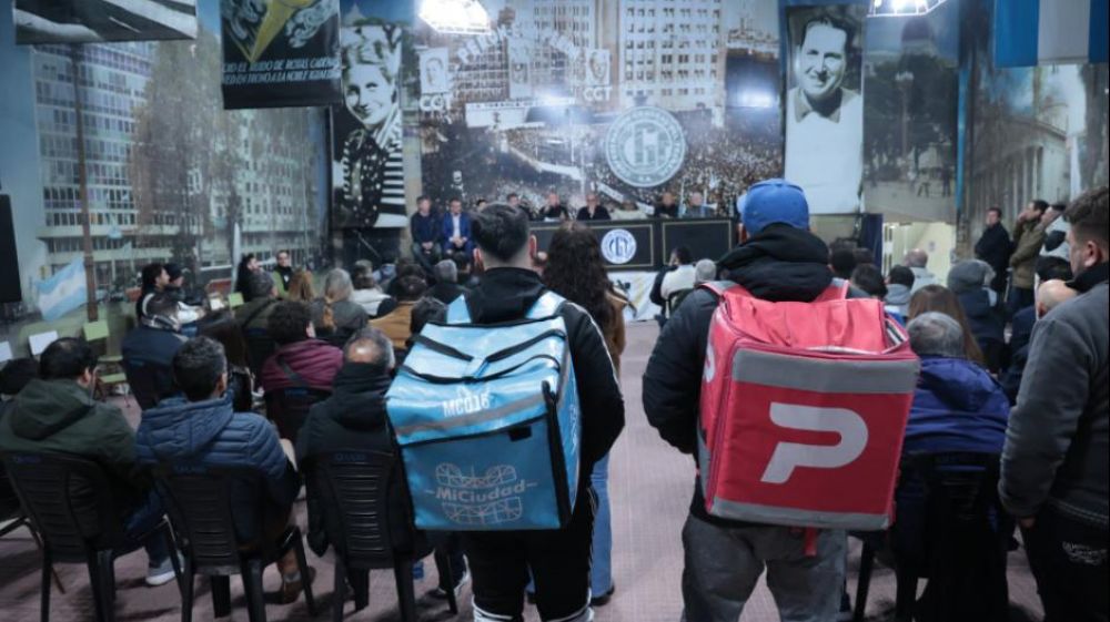 La CGT se acerca a trabajadores de delivery para impulsar sus derechos laborales