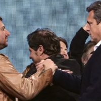 Cristina Fernndez de Kirchner, entre Sergio Massa y Juan Grabois (otra vez)