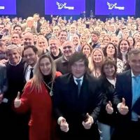 Javier Milei pisa el conurbano mientras la economa se mete en la campaa