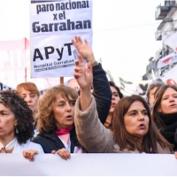 Trabajadores del Garrahan preparan un paro nacional de salud y apuntan a la Quinta de Olivos