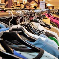 Industriales textiles advierten sobre problemas laborales: El consumo est tan deprimido que parece congelado