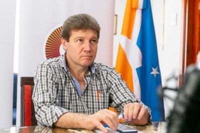 El gobernador Gustavo Melella acus a Javier Milei de repartir fondos 