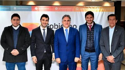 El Grito Federal suma 440 intendentes y lanza su ofensiva para condicionar al Congreso