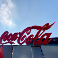 Coca-Cola Europacific Partners gana 937 millones hasta junio, un 15,5% ms, y reafirma previsiones