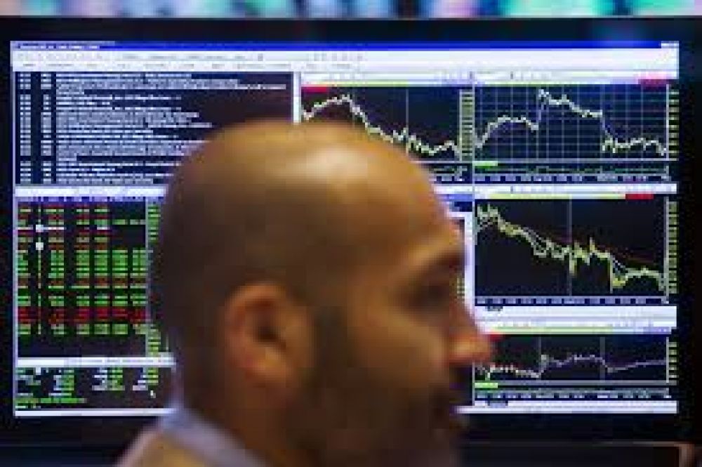 Embotelladora CCEP se desploma un 9 % en bolsa pese a ganar un 15,5 % ms hasta junio