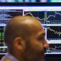 Embotelladora CCEP se desploma un 9 % en bolsa pese a ganar un 15,5 % más hasta junio