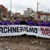 Golpeado por el revs en el Congreso, Milei banaliz el Nunca Ms para hacer campaa en PBA contra el kirchnerismo