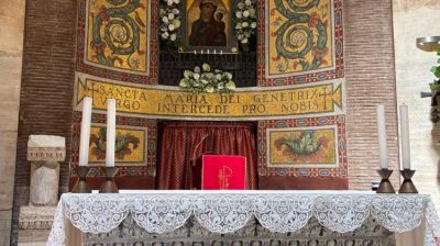 El Papa almorzar con los pobres. El obispo de Albano: la caridad no va de vacaciones