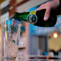 El escándalo del agua embotellada que sacude a Francia
