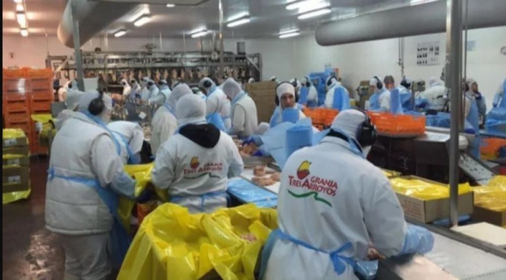 Granja Tres Arroyos, la empresa de El Zar del Pollo, paga los salarios en 4 cuotas y todava adeuda indemnizaciones