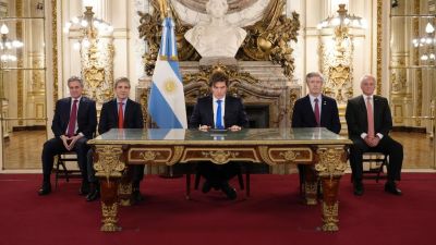 Ante la tensin por las elecciones, el Gobierno ratificar ei