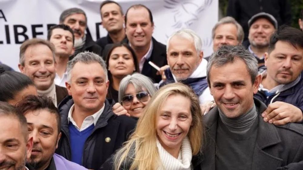La Libertad Avanza: Javier Milei paga el costo poltico del eje Sebastin Pareja-Eduardo 