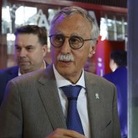Sturzenegger le ech la culpa de las muertes del fentanilo a Anmat y abri una interna con Lugones