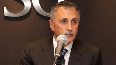 Apareci Mario Lugones y apunt contra Garca Furfaro: 