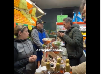 Katopodis recorri el centro comercial de Villa Martelli