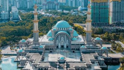 Crcel para las personas que no asisten a la oracin del viernes en el estado de Terengganu, en Malasia
