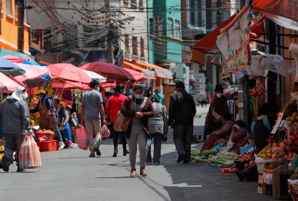 Turismo de compras: qu ciudades fronterizas le compiten a Chile con precios hasta 75% ms bajos que en la Argentina