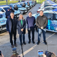 Fernando Moreira y Javier Alonso entregaron 23 nuevos patrulleros para San Martn