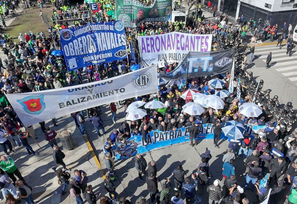 La CGT repudi la represin a trabajadores del transporte de la CATT: Buscan intimidar y silenciar los reclamos