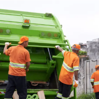 Contenedores vacos: por la crisis, cada vez ms gente se lleva basura y la recoleccin baj en 5 mil kilos