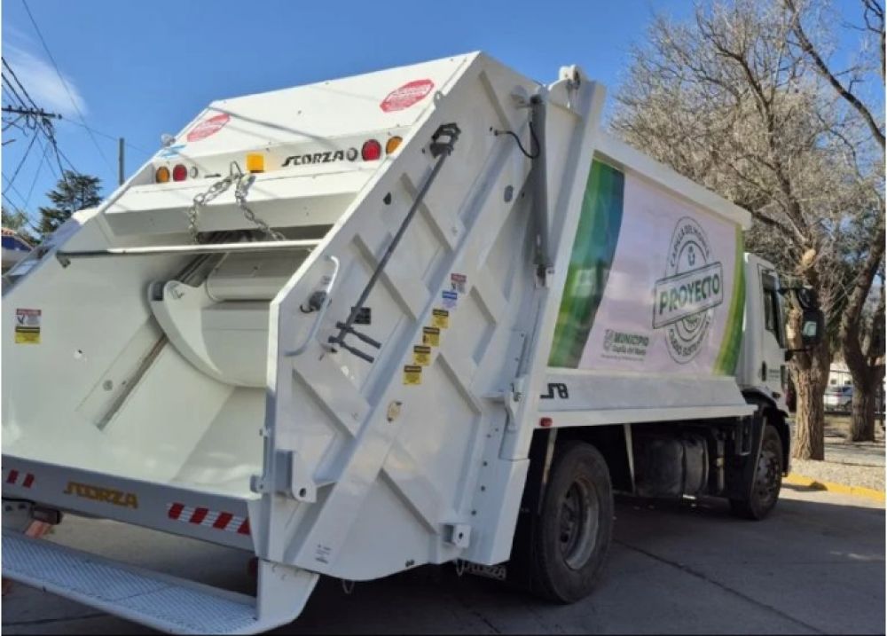 Capilla del Monte suma un nuevo compactador y refuerza el plan GIRSU